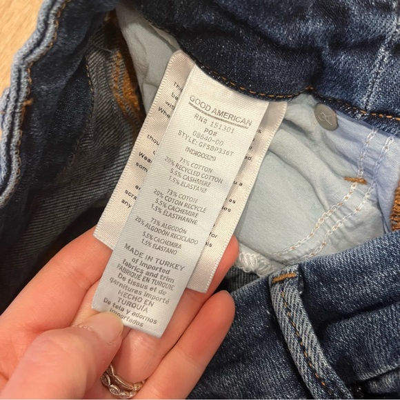 Good American Good Legs Flare Jean Raw Hem Indigo329 Size 0/25 - Picture 5 of 7